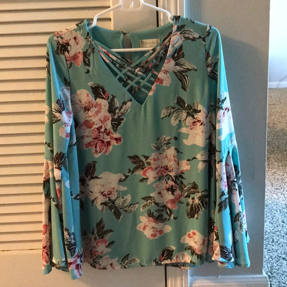 Floral top